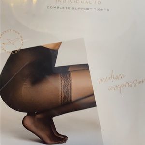 NIB Wolford Individual 10 Complete Support tights